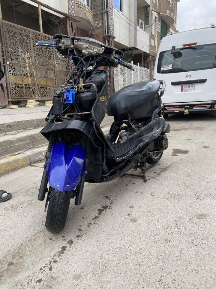 نثيه قويه مال لعب مكينه مفتوحه كفاله لانضوح ولا تبخير شلعه معدل نكره بكل وكت بيها كلج خلفي ولكلج لامامي بس لمروحه بلاديه لبطن هوه ولخرز رياضي  شرط تعلك اي نقص متحتاج غير لشخاطه 
السعر 450 وبي مجال بصيط عنواني الغدير 
***********
