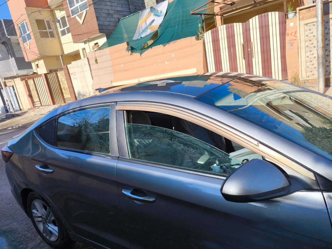 موديل ١٩ الكير ATM
رادار + توقف ذاتي
تحديد مسار وقيادة ذاتية
السنوية ما ساقطة بس لوحات قديمة
الضرر قبغ صندوق مبدل + الجاملغ اليمين معجون وصبغ والجاملغ اليسار بارد وصبغ وباب السايق بي صبغ يعني ٤ قطع بيها كابون بيها مكانها موصل حي سومر ***********
