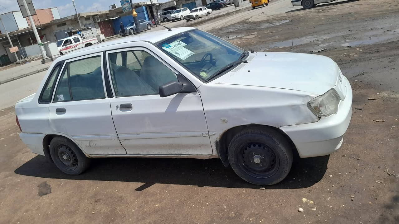 السلام عليكم
سايبه ٢٠١٢ مصفره غرامات رقم انكليزي سياره ع وضع الشركه اي نقص ما بيهه منضومه زنون للتصال 
***********
