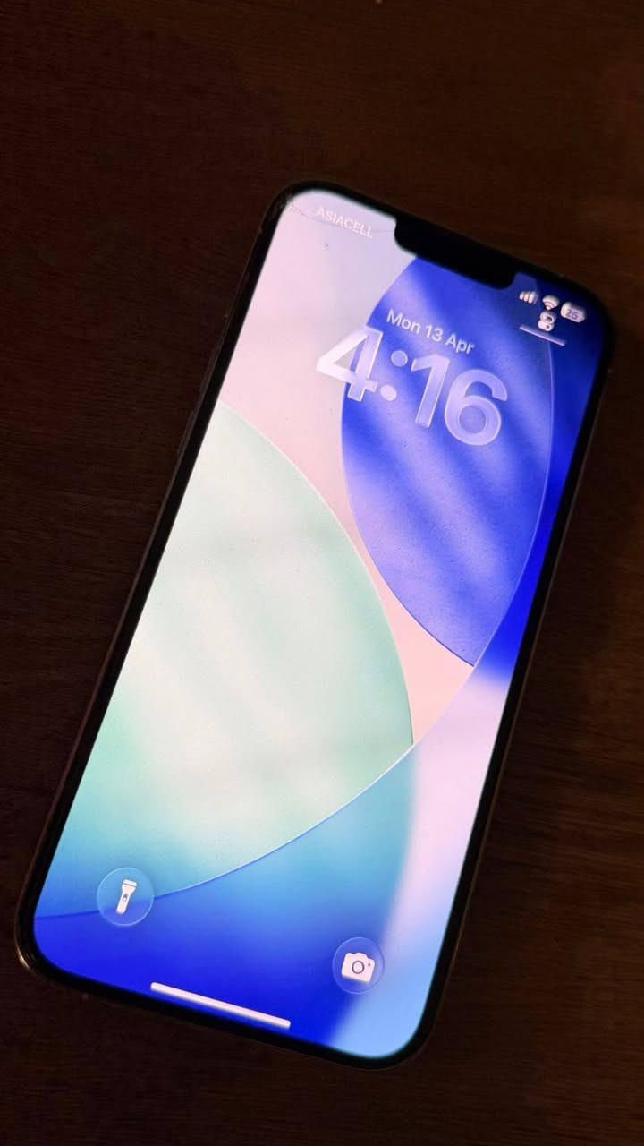 iPhone 13 pro max ابيض
ذاكره 512
بطاريه 78%
نظيف جداً وغير مفتوح و غير مصلح ومابي اي مشكله
الملحقات كفرات و كيبل شحن 
السعر 750 و بي مجال


**إذا كنت صاحب هذا الإعلان وتريد حذفه لأي سبب، رجاءا أرسل رسالة إلى الدعم الفني**