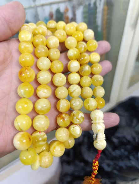 كهرب كلنكرادي جميلة شاهد استندر وزن 74 غرام 
سعر الغرام 2000 عراقي يوجد توصيل *********** خالد ابو علي الساعدي
