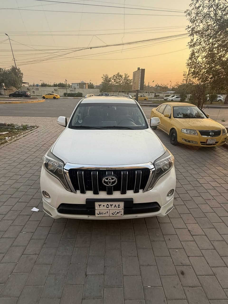 السلام عليكم 
برادو 2011 محدث 2014 
4 سلندر مكينه 2.7 
كفاله عامه 
رقم اربيل تحويل مباشر
للاستفسار *********** 
متوفر واتساب  فقط
