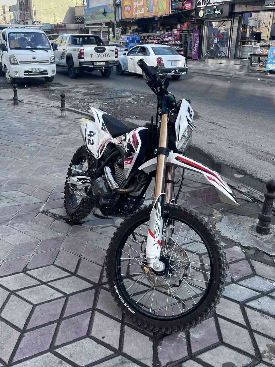 دراجة للبيع بعدهة جديدة مكلف بل نشر هاذ رقم راعيهة ‭٠٧٧١ ٦٥٢ ٢٤١٢‬
