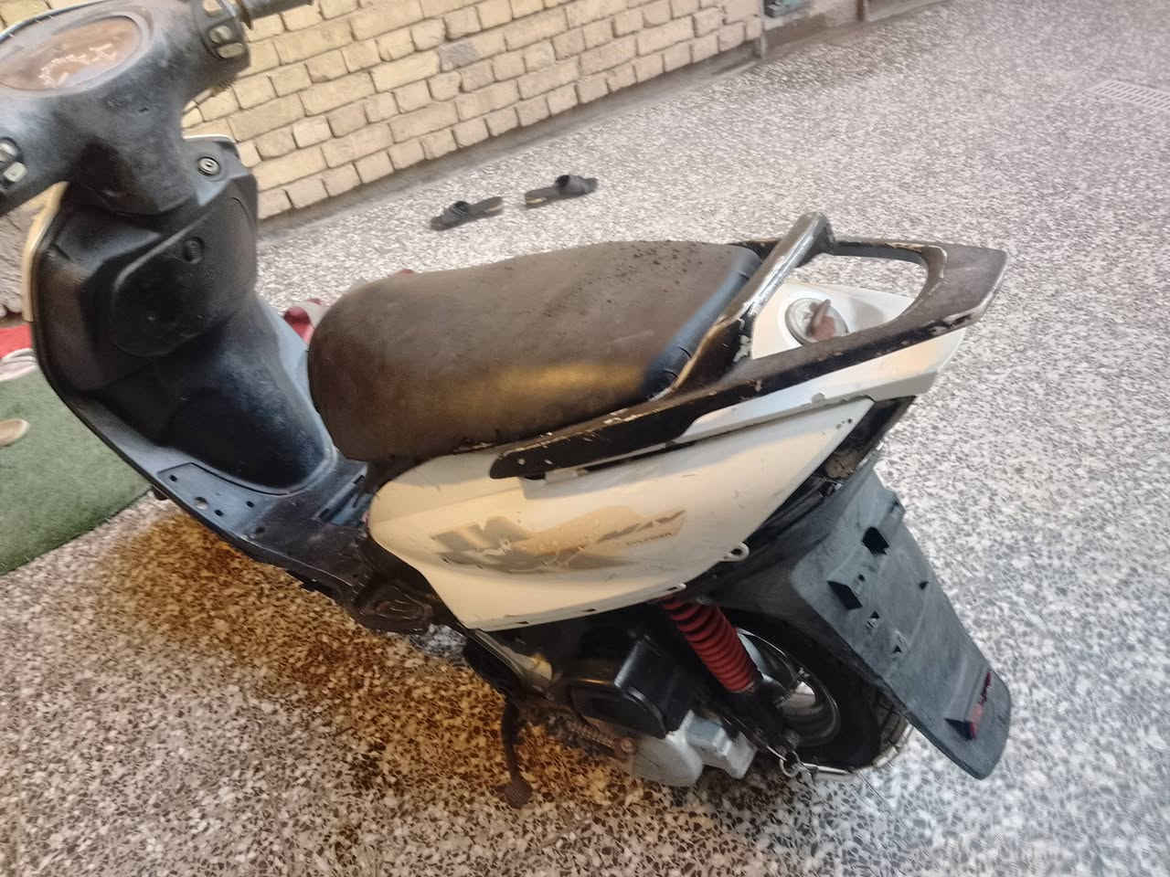 السلام عليكم دراجة ثعلب 140 دراجة نضيفة سعر 250 بيها مجال عنوان بغداد العبيدي قرب عمارة المالكي شراي يجي خاص


**إذا كنت صاحب هذا الإعلان وتريد حذفه لأي سبب، رجاءا أرسل رسالة إلى الدعم الفني**