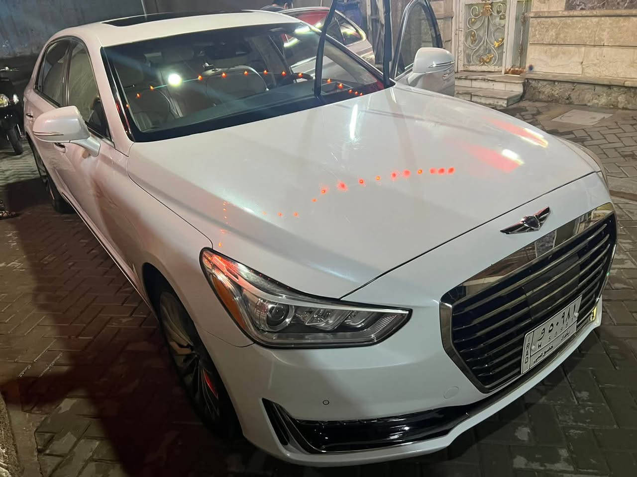 السلام عليكم للبيع 
جينسيس G90 2018 فول مواصفات
صورت الحاددث موجوده ويه الصوربس البنيد مصبوغ بيه ايرباك دركه ودشبول وهنا بلعراق صار بيه اثر حالوب كلش بصيط وهاذ الجاملغ الايسر بيه طخه ما مصلحه كير ومكيينه والحداديه كفاله عوزه بس زوج تايرات الاماميه 
السعر 235 وبيه مجال حك الجيه 
***********
