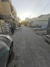 بيت للبيع السريدات القديمة مربع الثالث المساحة 70 متر طابق ونصف البيت ...