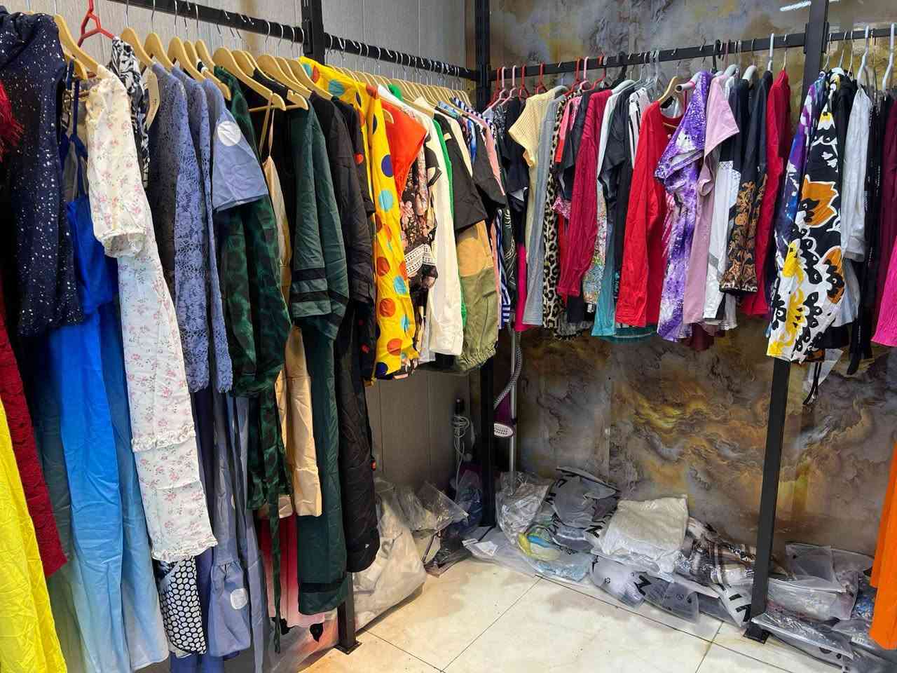 الكويتي 💯 شي ان 
قمصان ..فستان..شلحات..بديات
شي ان يعني الجديد دللو هل الصحه علينه..
بضاعت اليوم


**إذا كنت صاحب هذا الإعلان وتريد حذفه لأي سبب، رجاءا أرسل رسالة إلى الدعم الفني**