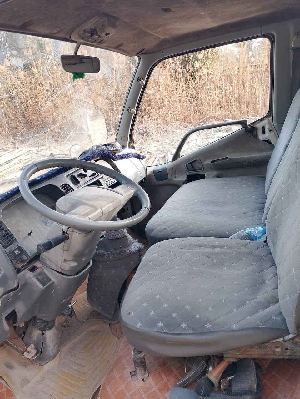 كنتر للبيع مسيوبيشي بزون للستفسار ***********
