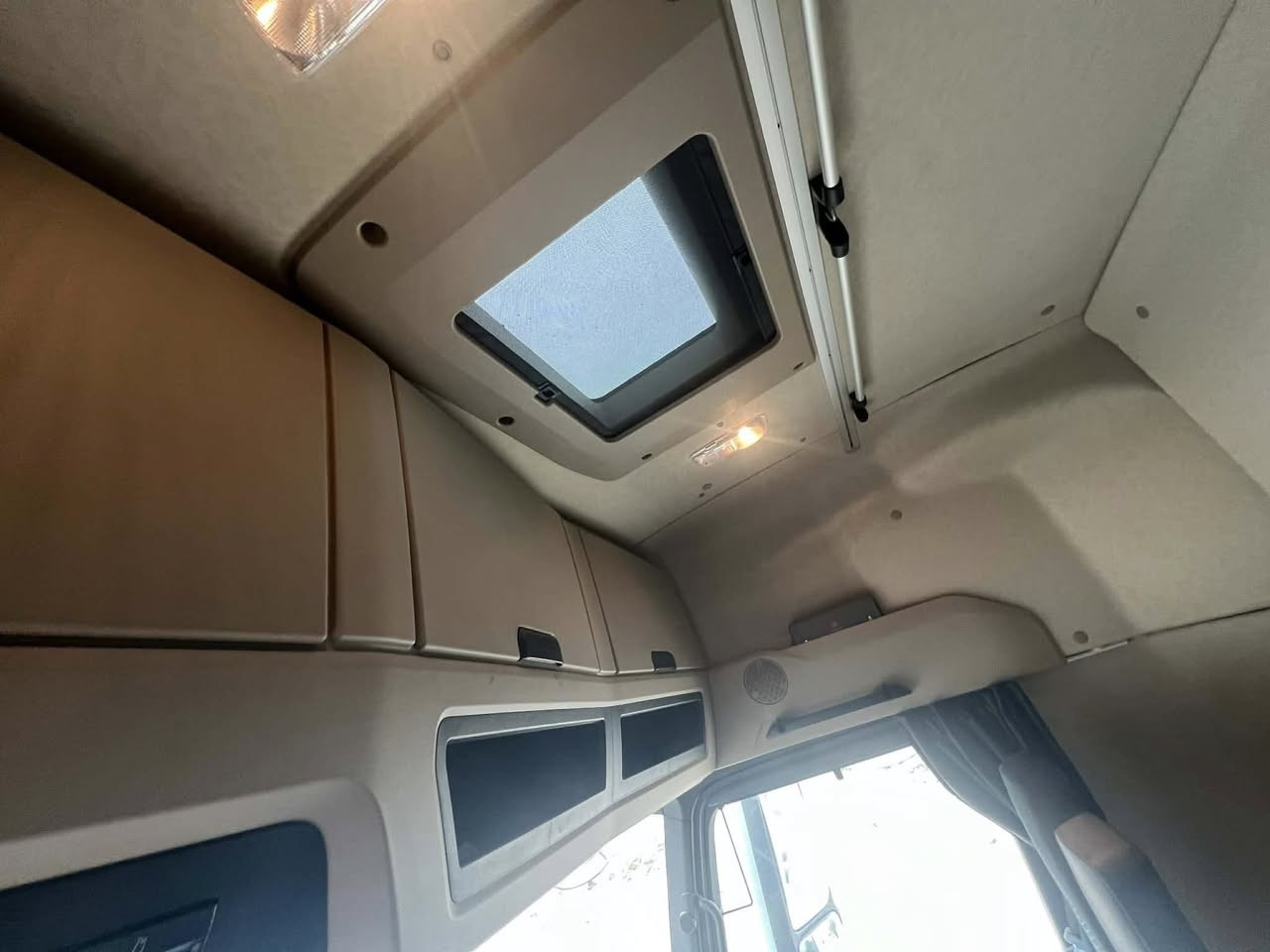 السلام عليكم وحش للبيع فول مواصفات موديل 20للستفسار رقم صاحب السياره
‭٠٧٨٠ ٧٦٣ ٧١١٧‬
