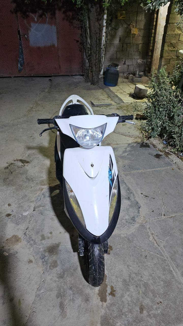 سلام عليكم دراجه ماكس البيع مابيه ينيه يشي بس عوزه رقم وراقه كامله دراجه خير من الله رايده 350 وبيه مجال قليل ***********
