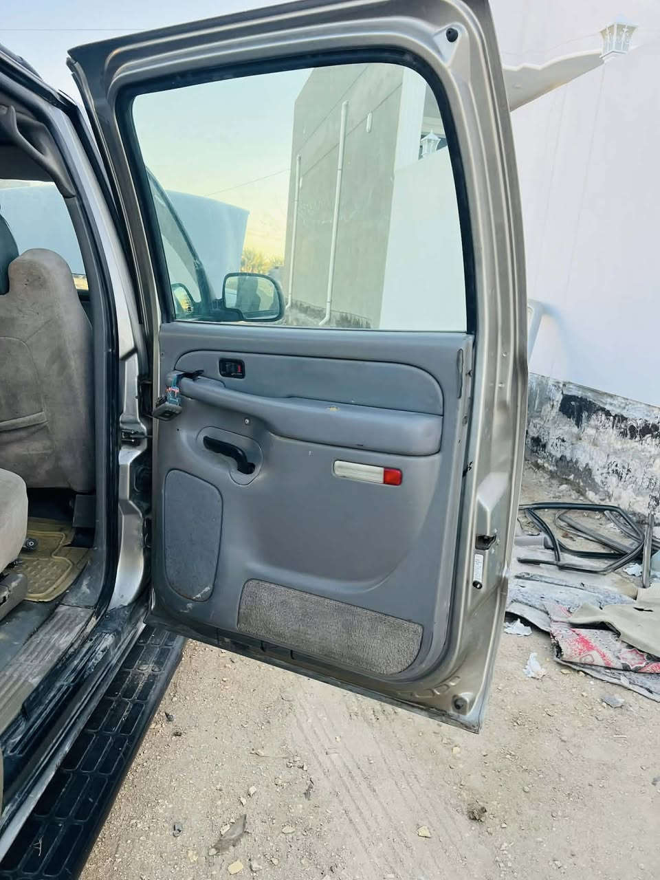 سلام عليكم
للبيع يوكن فحل 2001

مكينه كير اكسن خير من الله 

تخم تاير حداديه جديد دبلات خلفي جديد

مكينه 6100 

مكان الديوانية

الرقم بغداد

‭ ‭0781 253 3154‬

0773 380 3412‬
