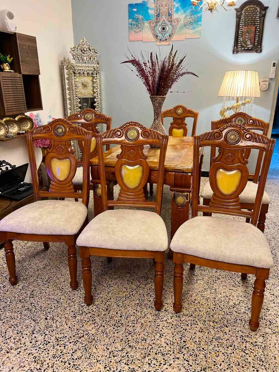 ميز طعام خشب زان طبيعي 6 مقعد سعر 525 تواصل ***********
