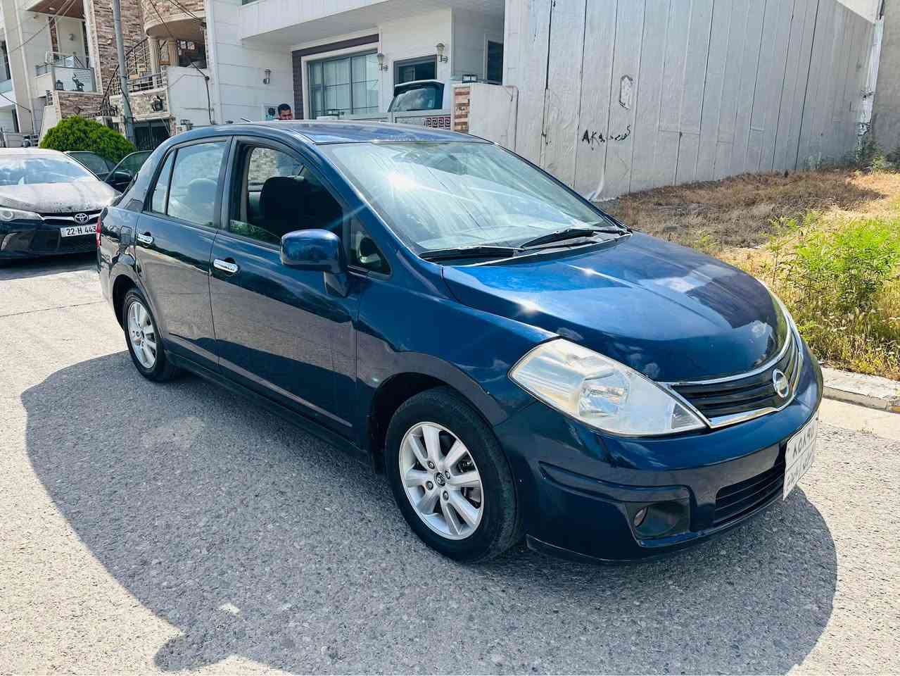 ڤيرسا 2010نيلى چوار پارچه بؤياغ بئ ناو 
گيرو مه كينه به شه رت 
تحويل غرامه به شه رت 
سعر75$شوين سليمانى 
***********
*********** السليمانية, العراق
