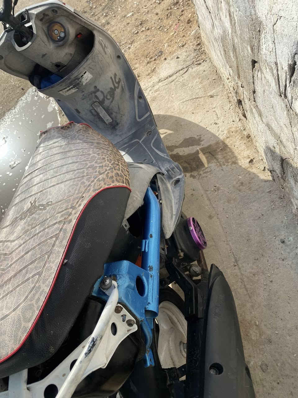 السلام عليكم ماكس منغولي مال لعب 55 معدل نار ماشاء الله بيها تزويد شيال رياضي وقبق فلاوين كدام عينكم نقصها بس خرز منتهيات ب3 الاف شغاله وكلشيء مبيها نكره سلف وهندر سعر 300 وبيها مجال قليل مكاني المعامل حي النصر


**إذا كنت صاحب هذا الإعلان وتريد حذفه لأي سبب، رجاءا أرسل رسالة إلى الدعم الفني**