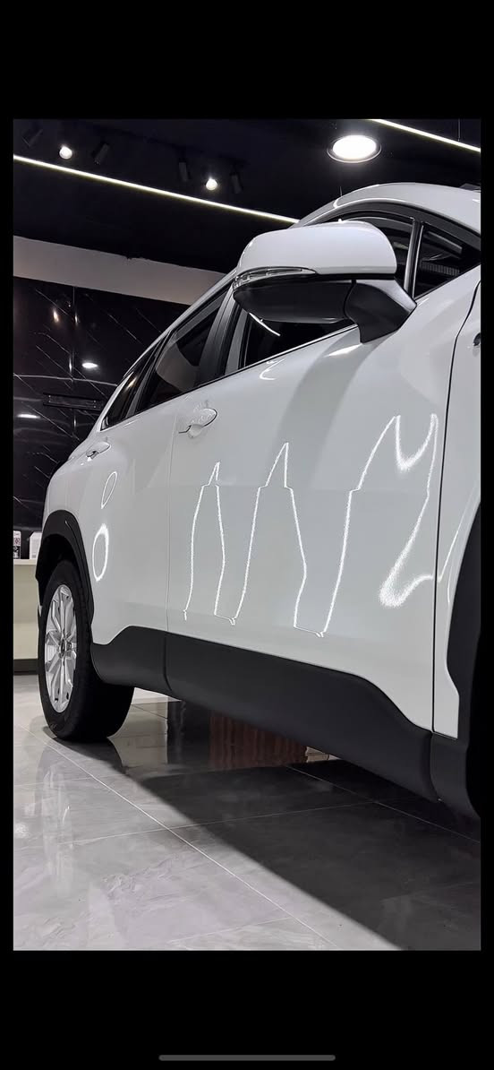 سلام عليكم 
فورتلاندر ٢٠٢٥  للبيع بحالة الزيرو ماشيه ٧ الاف رقم بغداد 

السيارة كفالة عامة بعده جديدة لوك عليه نانو سيراميك حماية 
مواصفات معروفه 
تحديد مسار 
رادار 
قيادة ذاتية 
كروس سرعه 
قطعتين تبريد 
منافذ شحن بل خلف 
لدات زنون شادله ب ١٠٠$ 
تحكم صوتي 
وباقي المواصفات المعروفة 

العنوان بغداد 
السعر ٢٦  مليون و ٨٠٠ وبيها مجال جداً بسيط حق الجية 

للاستفسار ***********
