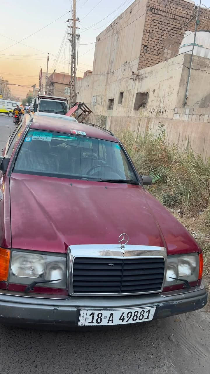 سلام عليكم دب للبيع ستيشن سياره مشروع وطني رقم انكليزي ب اسمي كير محرك بطه سياره جهازه ‭***********‬سياره مكانه بغداد خابر وتدلل
