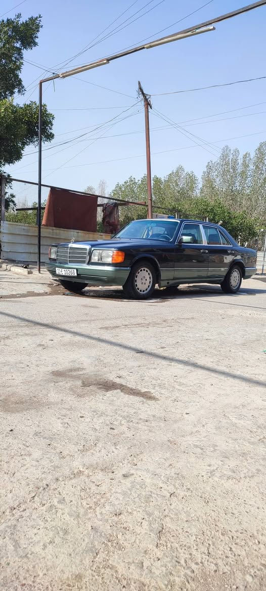 سلام عليكم ورحمه الله وبركاته
مارسدس جامبو باب قصير مكينه وكير بطه 

صبغ جديد

كهربائيات جدد

السعر 45وبيها شي قليل

مكان بغداد حي اور 
رقم ***********
