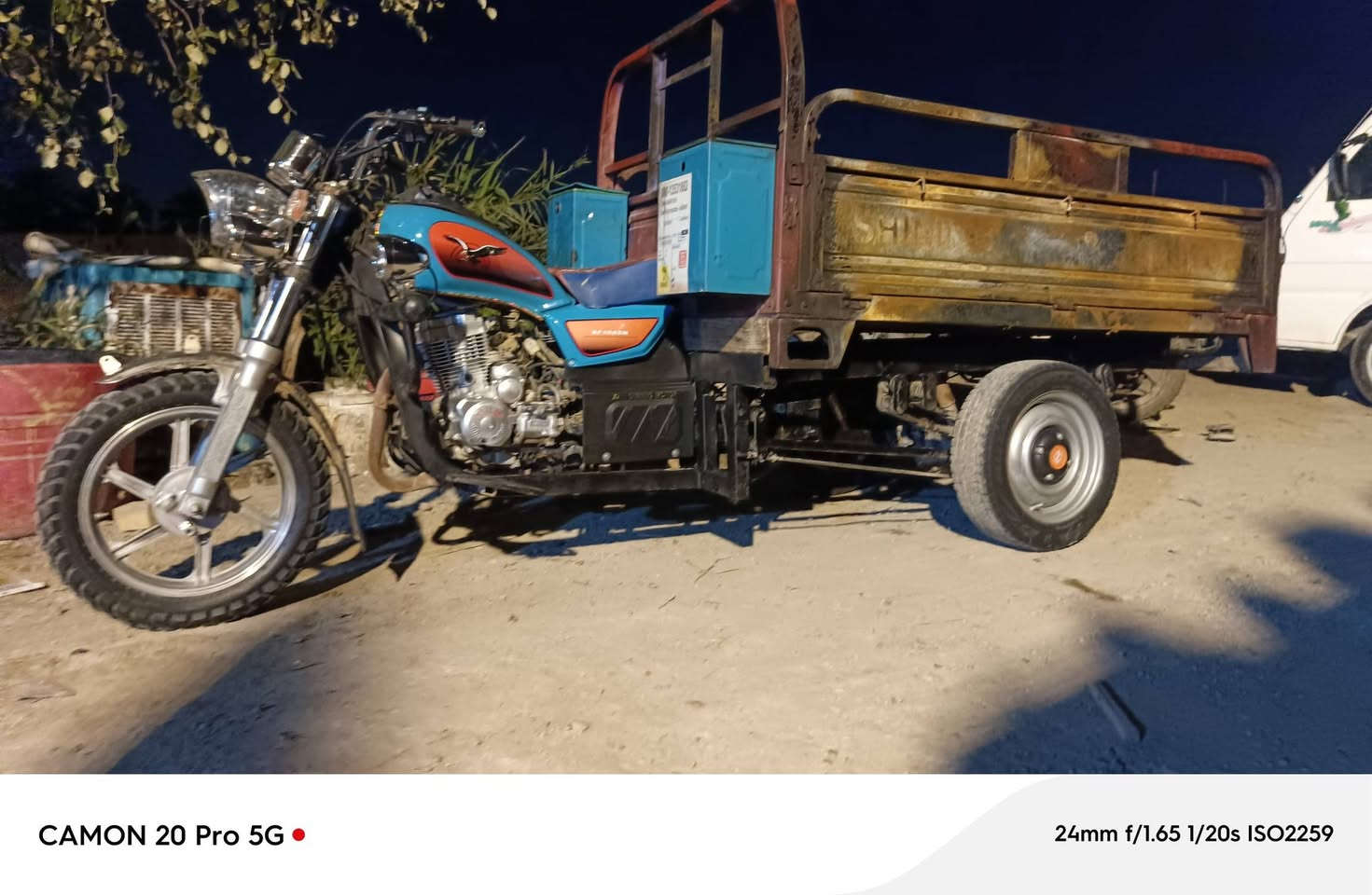 سلام عليكم ستوته موديل 2020 تعمير كله جديد مكينه25 السعر 18000 وبيه مجال المكان حله طهمازيه رقمي ***********
