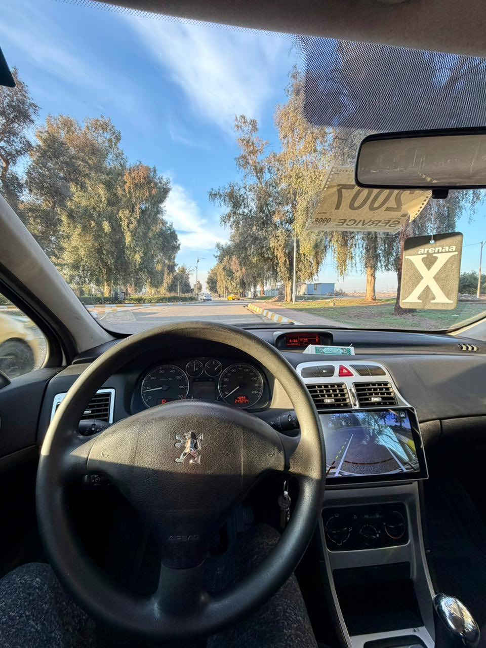 سلام عليكم
بيجو ٣٠٧ موديل 2007,فول مواصفات 
مثبت سرعة،تحكم صوت في الاستيرن،
، تحكم وضعية القيادة 
كاميرة خلفية ،شاشة
بلوتوث
رقم كركوك جديد  ،سنوية جديدة
بي بطاقة بانزين 
كير اوتوماتيك و محرك شرط 
تبريد❄️ تدفئة 🔥
صبغ شبر في بابي السكن مع دوسات اثر شخط 
تخم تاير جديد باتري جديد دسك فلنجات صدر امامي خلفي كل جديد مابيها دينار مصرف 
سعر ٧٢و بي مجال 
رقم :***********
مكان: كركوك
