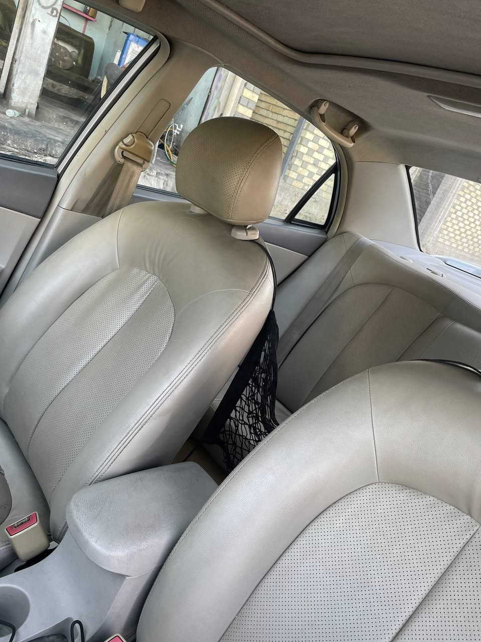 سلام عليكم سياره بيوادي 2016 سياره فول مواصفات رقم بغداد تحويل ثاني يوم سياره اي قطرهً صبغ مابيه وأي ضربه مابيه وكير ومكينه مكفول تبريد مكفول موقع سيارهً بغداد دوره الرقم ‭***********
