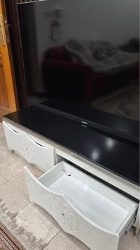 ميز تلفزيون • نظيف كلش • المنصور بغداد