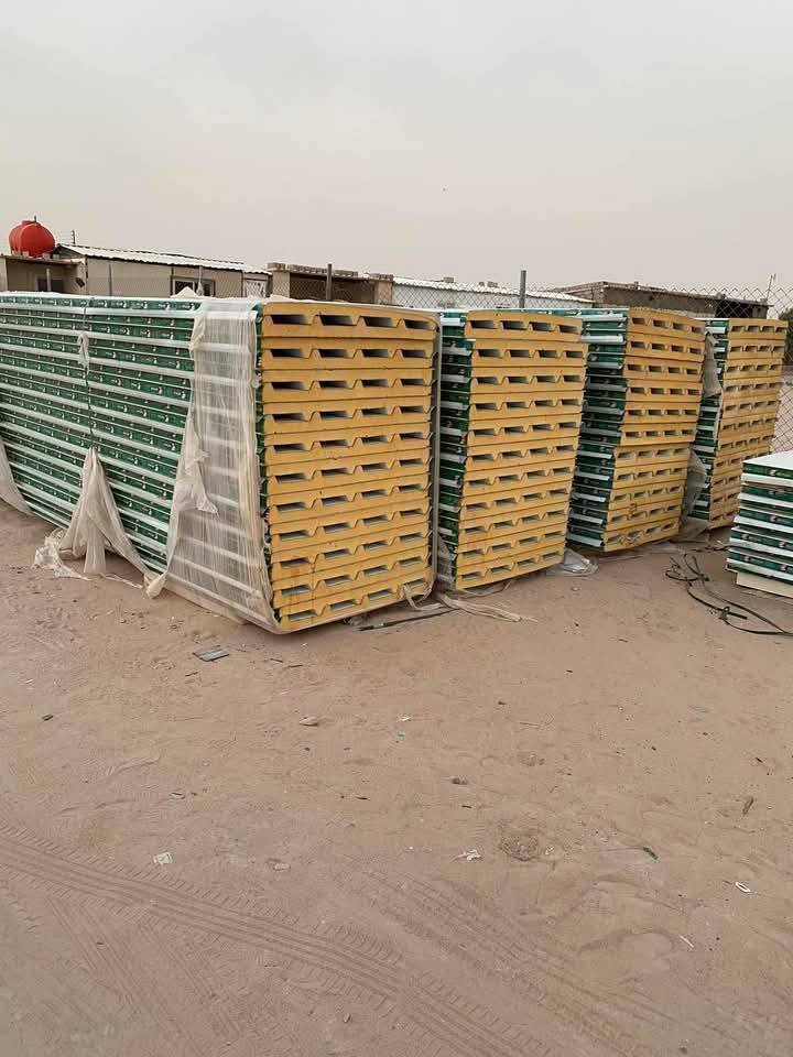 سلام عليكم شغلي حداده  شغلي عام✅🙏🏻 #كرفان_سندويش_قمريات_درج_محجر_سقايف_سياجات_حدائق
وجميع انواع الحداده الاستفار ***********
