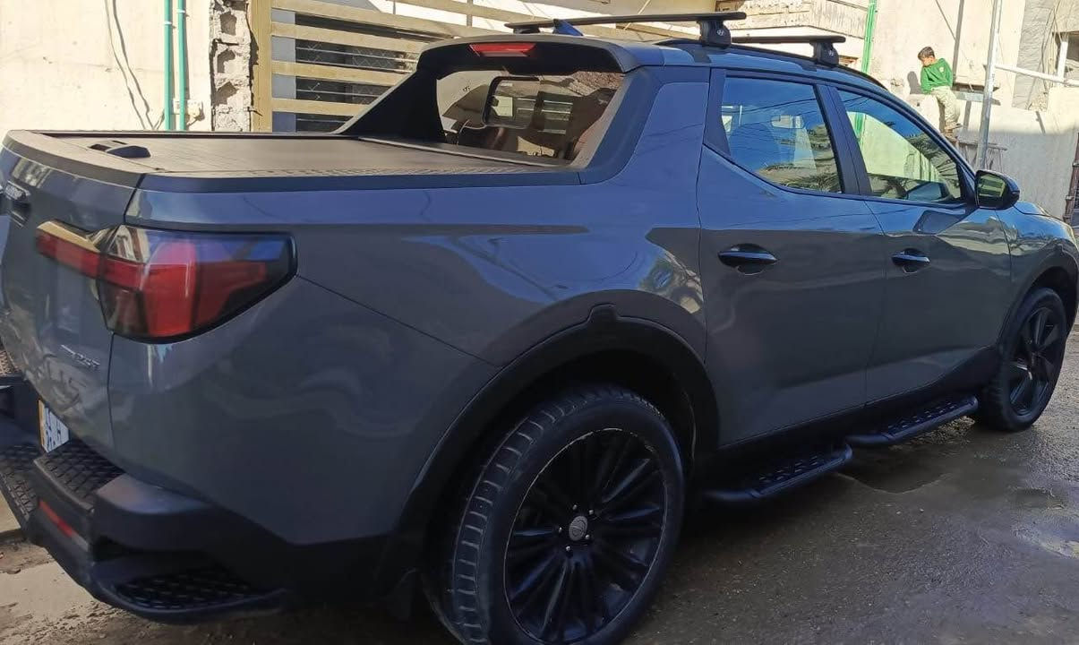 1- بيها حادث جاملغين امامي و تاير اليمين  رش كلير اثر شخوط بسبب تخريبا من امريكا  
2- ماشية ٤٠ كم قابل لزيادة 
3- محرك ٢٥٠٠ تيربو smart strem
4 - كاملة كت سيباية حديد و دوسات حديد 
5_ بلاك نايت ادشن  لون خاص و مميز 
5_ نص اوبشن تدفائة كشنات كيجات ليزرية باديل شفت 
6 سلايد روف 
7 - زجاج خلفي اسود مظلل اصل بغداد, العراق


**إذا كنت صاحب هذا الإعلان وتريد حذفه لأي سبب، رجاءا أرسل رسالة إلى الدعم الفني**