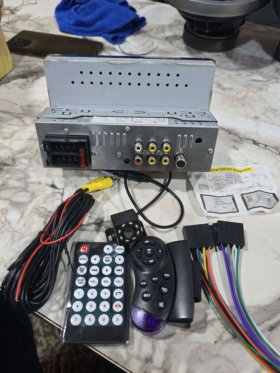 زوج شاشة اندرويد يرهم للسيارات مسجل طابق واحد ..شاشة ابو كامرة مع دبل ريمونت سعرة ٢٠ الف.شاشة ثاني بدون ريمونت سعرة ١٧ الف.خريطة دمام سعرة ٨ الف..مكاني كركوك ***********
