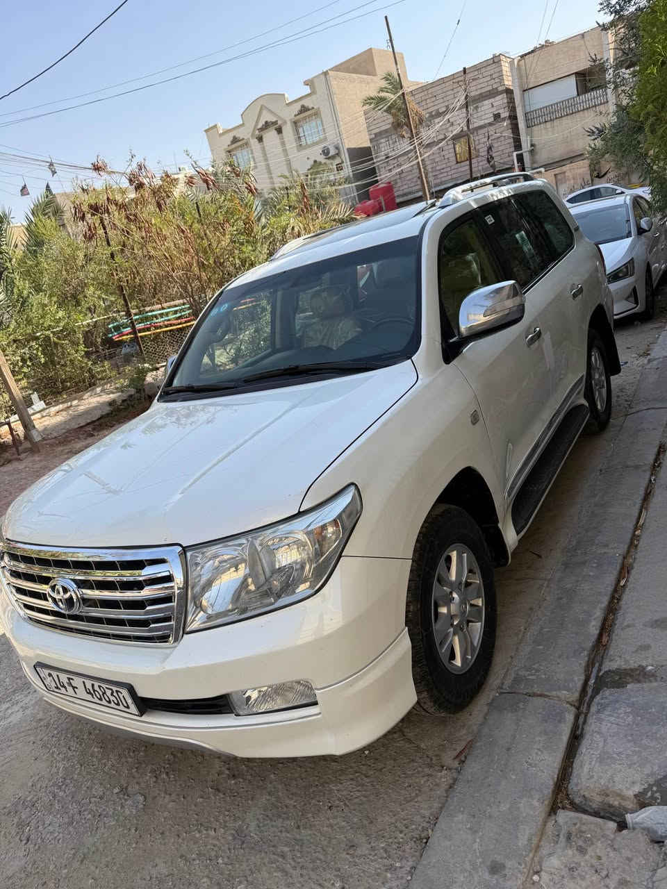 لاندكروز 3011 كفاله  
مكينه 6 سلندر 
فتحه 
ثلاجه 
تبريد 3 قطع 
رقم بصره جديد بسمي تحويل ثاني يوم 
سياره جاهزه من كلشي 
رقم الهاتف *********** البصرة, العراق
