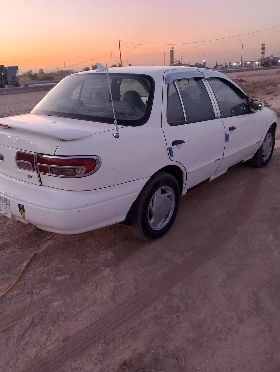 سلام عليكم سيفيه 95رفم ديالى سنويه نافذه مكينه كير خير من الله السياره صبغ حزام قديم للبيع او مراوس السعر 32وبيهه مجال مكاني بعقوبه قرب المرور***********
