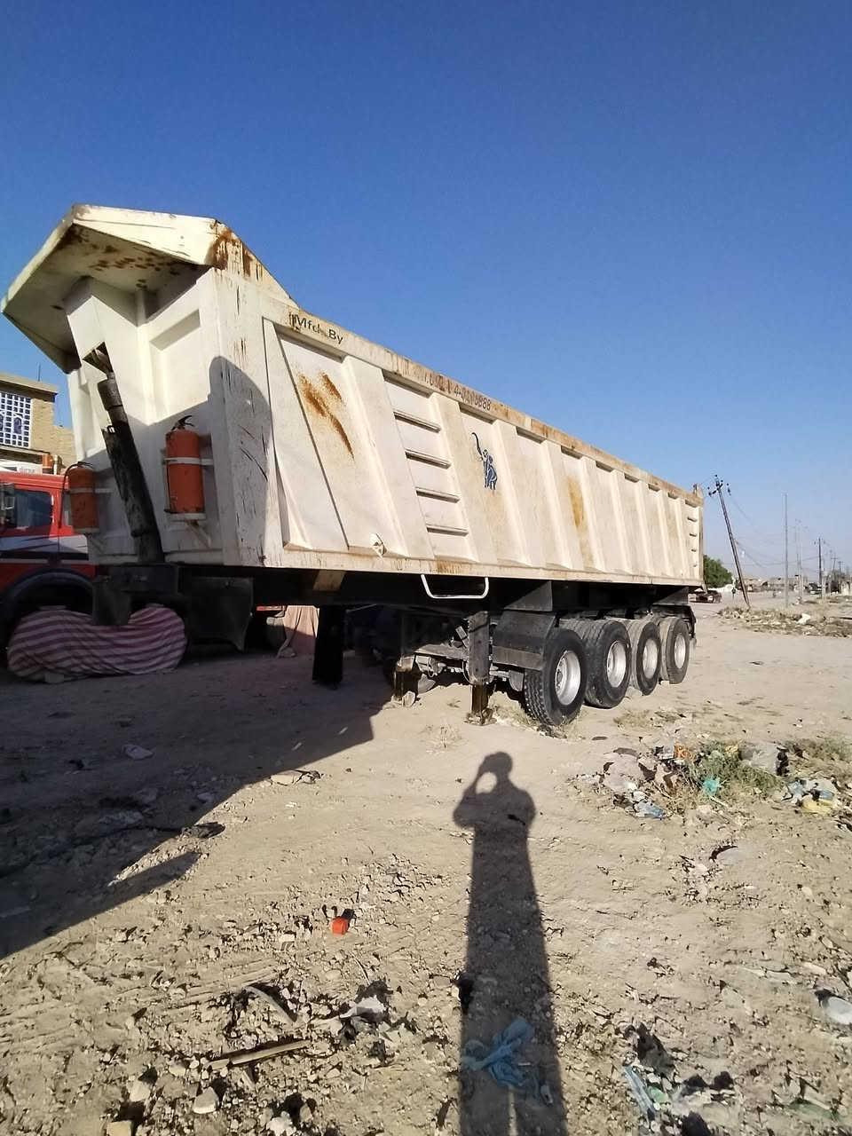 عربانه البيع حداديه تخم تاير شريط رتفاع 60 وطابوكات شغل جناي دناكير  اربعتهن 16عربانه صفاح وكاعيه جدد  كهربايات كله شغال رقم الاستفسار *********** /
***********/.
