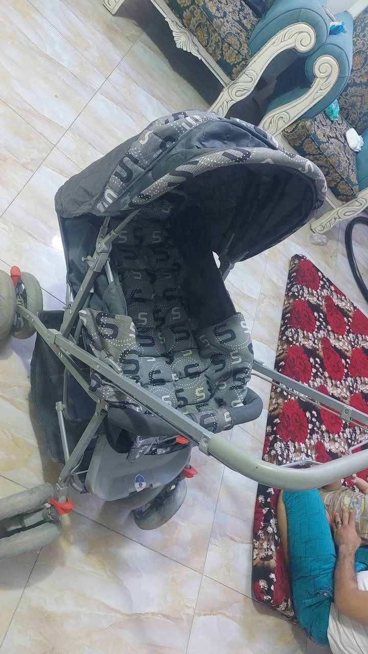 السلام عليكم للبيع  عربانه استعمال  قليل هي عربانه وهي اصير كاروك وأليده تتحكم بيه أماميه وخلفيه والكرسي مال طفل الاصفر مجاني ويه العربانه
السعر ٦٠ مكاني بغداد حي الجهاد


**إذا كنت صاحب هذا الإعلان وتريد حذفه لأي سبب، رجاءا أرسل رسالة إلى الدعم الفني**