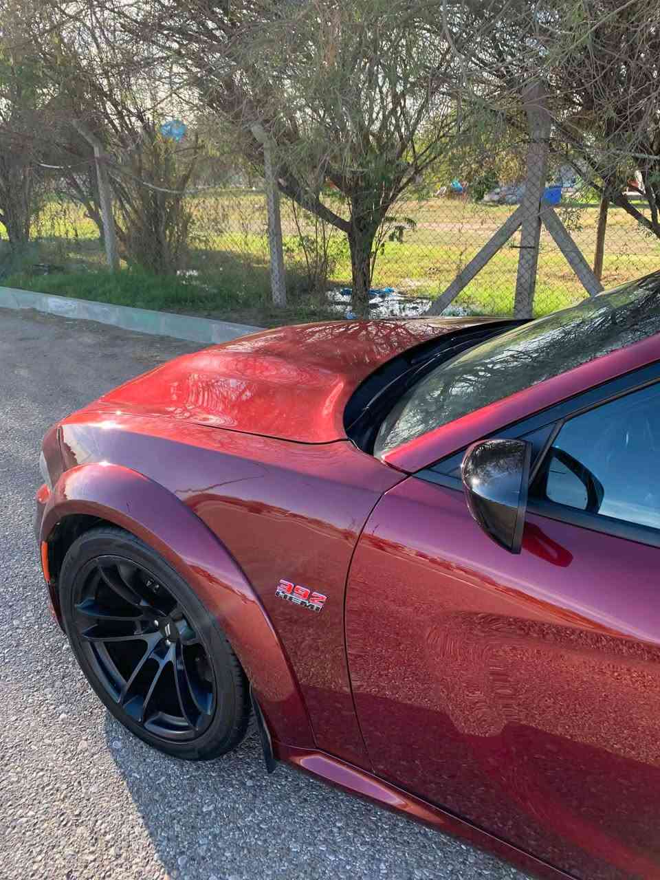 سكات باك وايد بدي 2023 لون مميز 
6400
فول مواصفات 
ماشيه ١٥ الف 
حادث مثل مموضح بسيط ومبدل بنيد بلاد نفس لون والجاملغ مصلح  وبيها بارد يم حافه اليده باب السايق 
سياره نضيفه  
مكاني حي جامعه 
*********** بغداد, العراق
