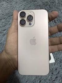 16 برو ماكس بطاريه ١٠٠  مشحون ١٨١ مره  نضيفف جدا ضمان ماستر  للتواصل ع...