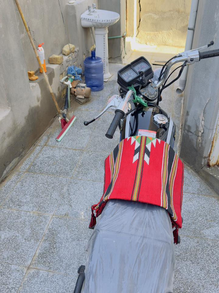 السلام عليكم دراجه تعمير 2025 ول مكينه 2024 شرط تعميره كله اصلي سوفت عينك ول شاصي ارشه 17 رقم او سنويه شاصي كفاله من كلشي خاص ما موجود تصل عل رقم *********** واتساب بيه سعره بل خاص
