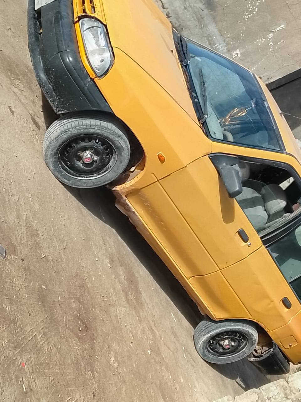 سلام عليكم للبيع سايبه موديل 2014 ماكو راعي كفاله مكينه وكير مكاني بصرة زبير سعر 10قفل )) سياره حلوه
***********)) 📞📞
