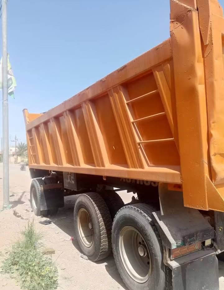ظالسلام عليكم عربانه للبيع شاصي 16 دناكير 16 ونج نساف جاهزه للعمل فارغهه 8طن ، ***********

