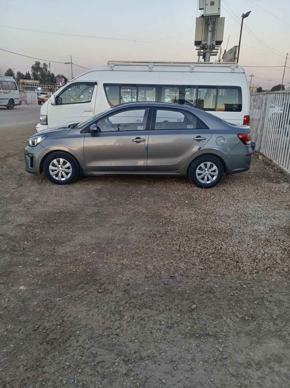 سلام عليكم كيا بيجاس مديل 2023 سياره نضيفه وجاهزه من كلشي كير حداديه تخم تاير مكينه خير من الله وسياره ما ماشيه هواي 40 بعدهي وضع شركع سعر سياره 125ويبه مجال رقم اربيل سنويه لغايت 2030 مكان سياره كربلاء طويريج رقم الهاتف ***********
