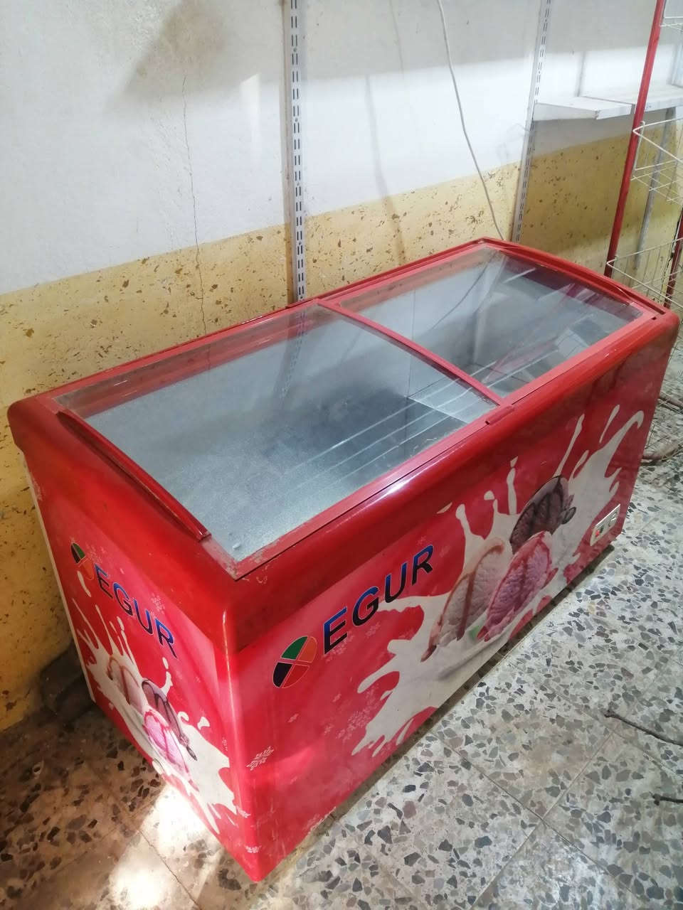 السلام عليكم حافضة ومجمدة اخت الجديد مكان نجف كوفة الاستفسار ***********
