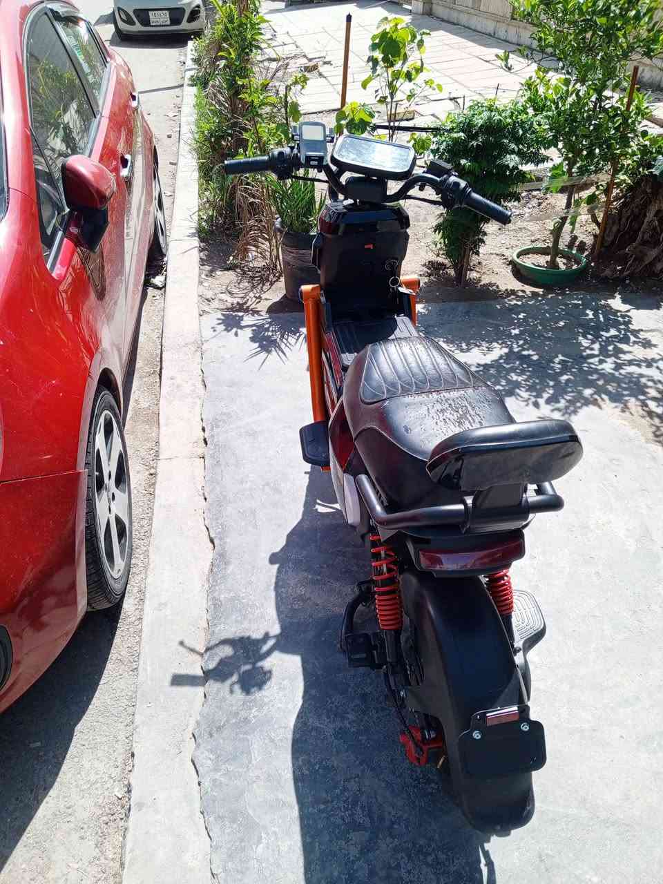 السلام عليكم دراجة شحن للبيع ***********
