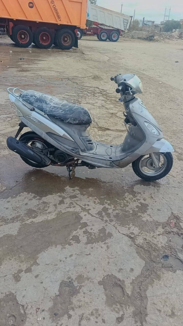 لبيع شراي يجي خاص او يتصل شرط حاويه***********
