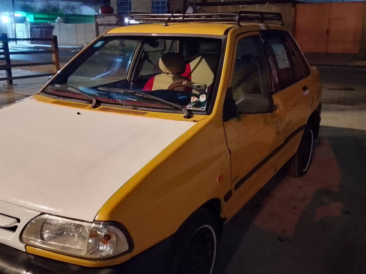 سلام عليكم للبيع سياره سايبه موديل 2012 رقم بغداد انكليزي مكان سياره بغداد رقم  الهاتف ***********
