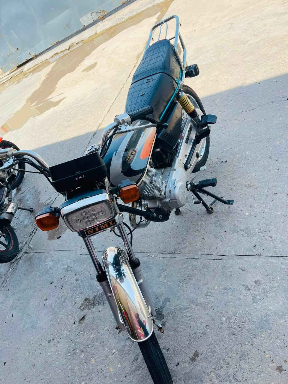 نامه امتياز اوراق للبيع مفتوحه ولفات مكاني حله بكرلي سعر 450 وببها مجال ‭‬ ***********
