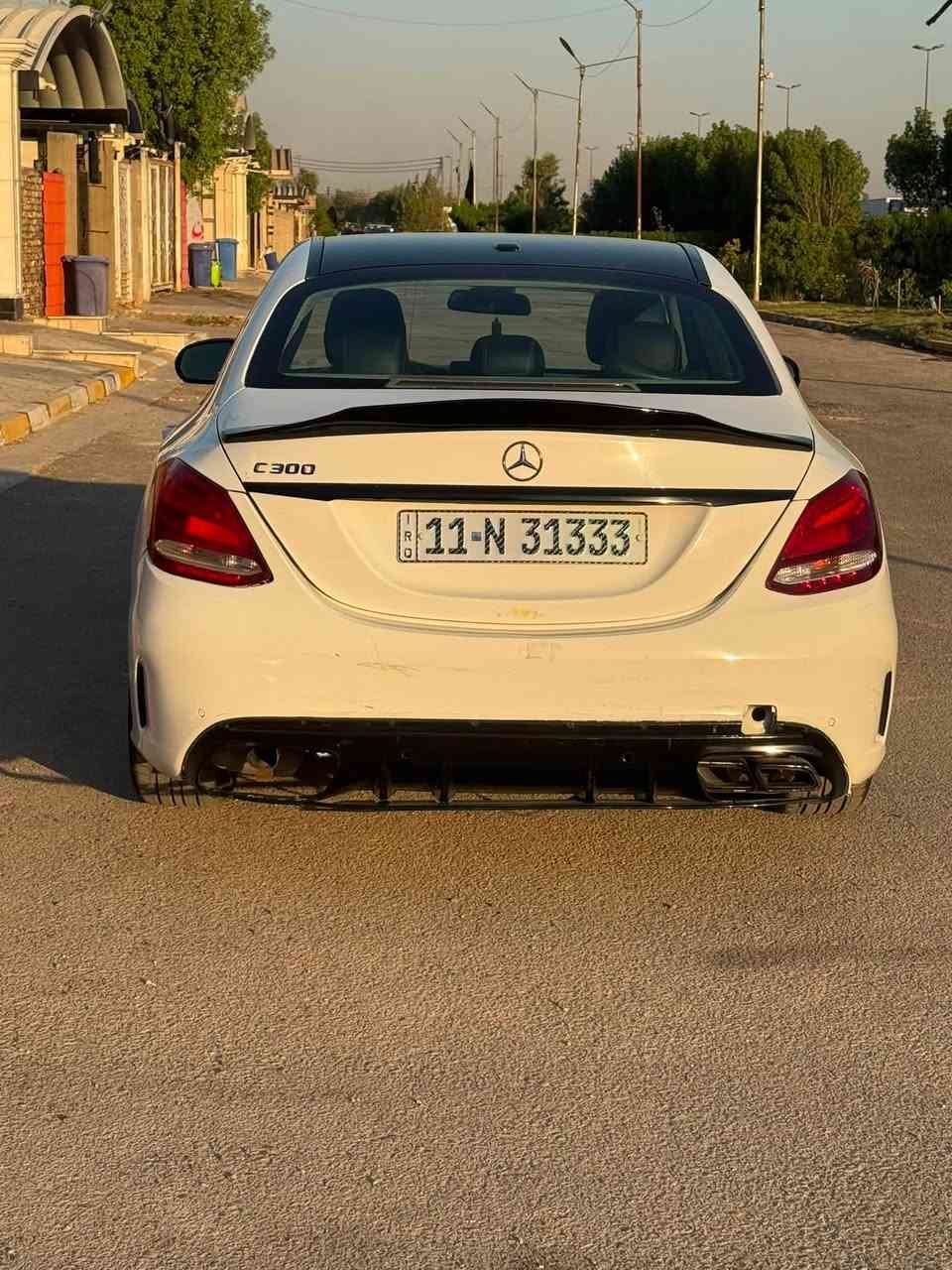 مارسدس C300 موديل 2015
للبيع وارد امريكي صور الحادث داخل المنشور بيهة صبغ قطعتين ونص بدون دواخل 
كير مكينه على وضع الشركه 
رقم بغداد مميز ✅ ابيعه ويه السياره 
مواصفات معروفه بصمه / كشن ميموري / جلد / تبريد قطعتين / ستيرن كهرباء 
مكاني بغداد 
السعر :- 167 وبي مجال بسيط 
للاستفسار :- ***********
