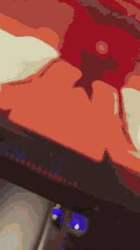 سلام عليكم دراجه ار تسعه للبيع حديثه مديل 2026 بطاريات وني الكبار يمشن 50كيلو بل شحنه الوحده الدراجه جديده صالها شهر واحد نضام قفل سترين جهتين حساس +امان سرقه سعر 500 وبيها مجال للتواصل *********** مكاني بغداد🤍
