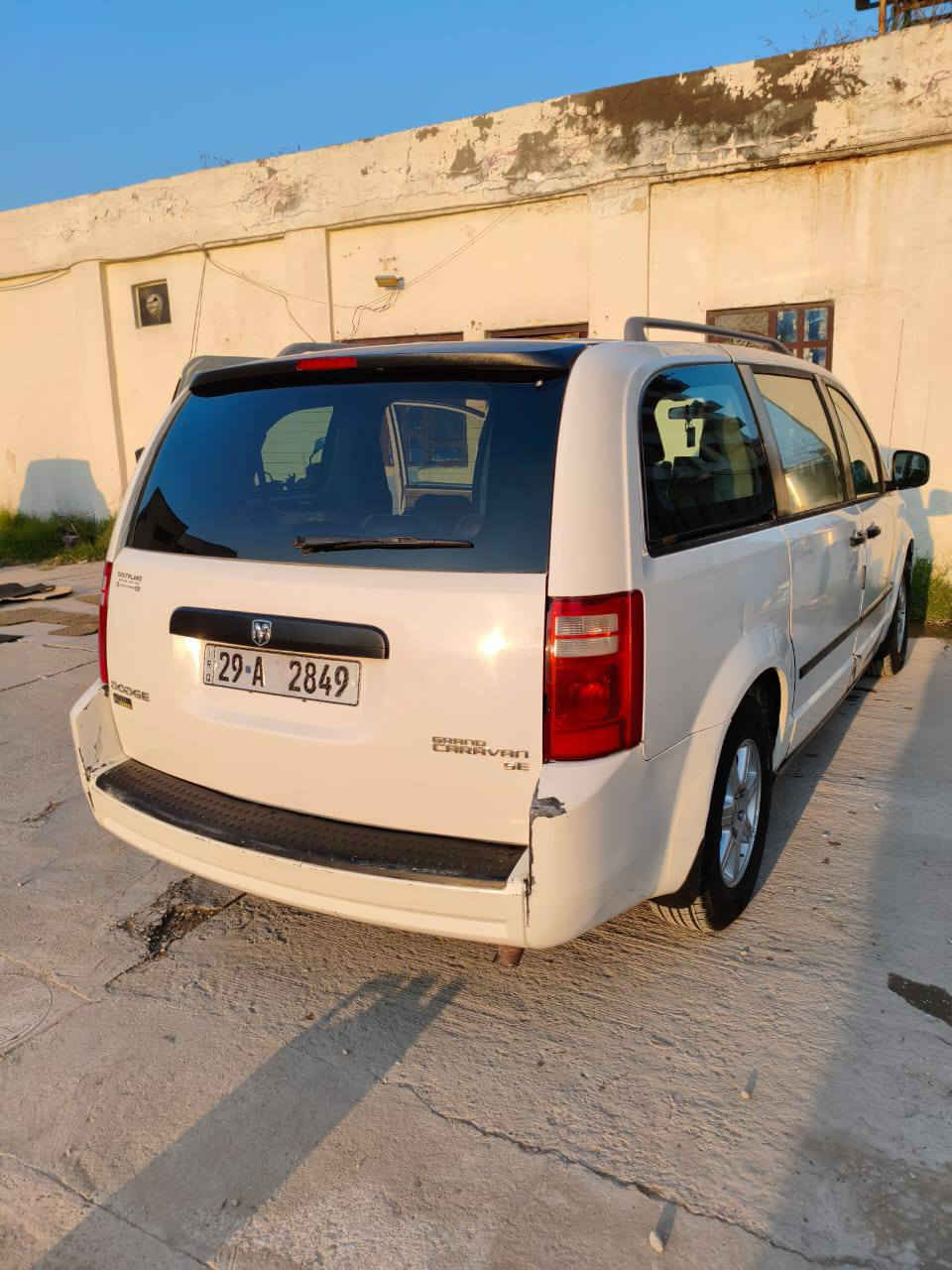 السلام عليكم
دوج كرفان 2008 مكينه 3800 جديده ضفيره جديده تخم تاير جديد تبريد 3قطع غرفتها حلوه السونر موجود السعر 115 وبيها مجال رقم واسط مكاني كاضميه ***********
