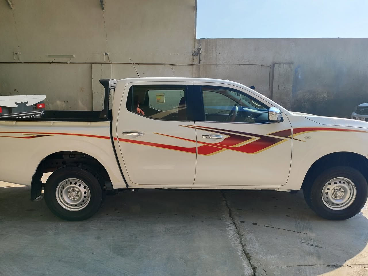 موديل 17
مكفول كفالة عامه 
ماشيه 144
رقم بصره بأسمي 
السعر 155
العنوان البصره القرنه 
***********
