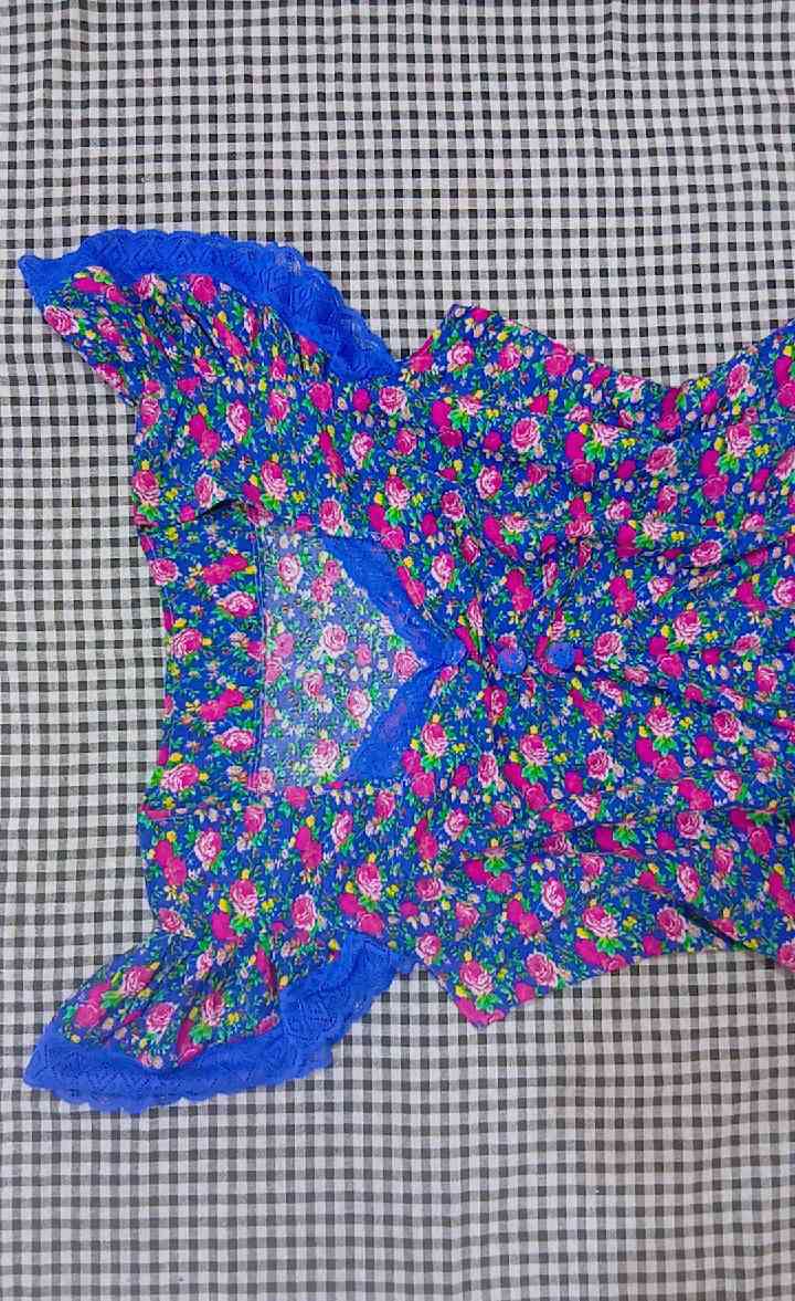 شلحه كشمير أيطالي 🌊✨
السعر 10 الف…


**إذا كنت صاحب هذا الإعلان وتريد حذفه لأي سبب، رجاءا أرسل رسالة إلى الدعم الفني**