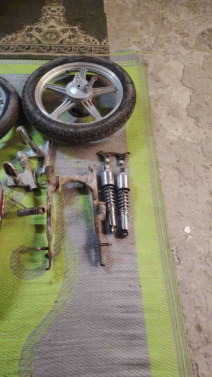 اغراض مال دراجه ايراني للبيع سعر اللي يريدهن


**إذا كنت صاحب هذا الإعلان وتريد حذفه لأي سبب، رجاءا أرسل رسالة إلى الدعم الفني**