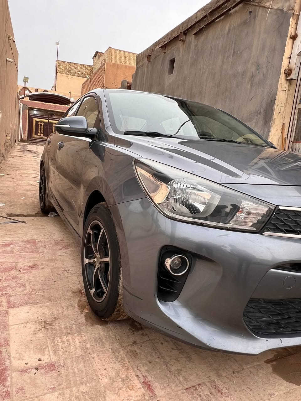 السلام عليكم 
كيا ريو خليجي موديل 2019 للبيع رقمه نجف
سياره نضيفة وجاهزة محرك 1400
بيه ضربه بالجاملغ الخلفي جهه الصدر 
مصبوغه الجنطه والجاملغ والباب خلف الصدر لتوحيد اللون
للاستفسار الاتصال على الرقم 
***********
المكان نجف
